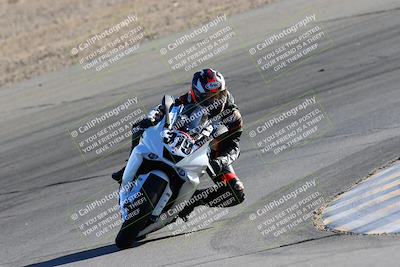 media/Jan-08-2022-SoCal Trackdays (Sat) [[1ec2777125]]/Turn 10 (2pm)/